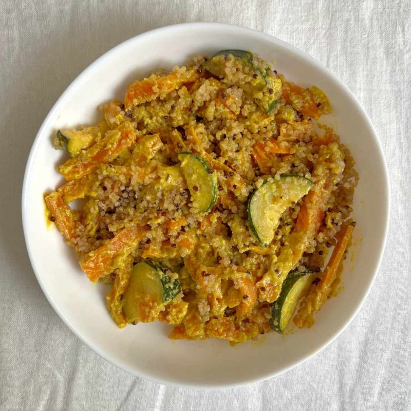 Bowl de Quinoa al Curry y Tahín | Vegano y Bajo FODMAP