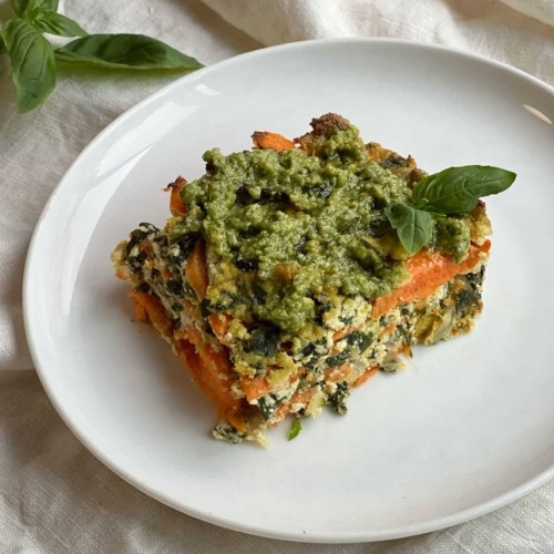 Lasaña de Boniato con Acelgas y Ricotta de Tofu al Pesto | Vegana