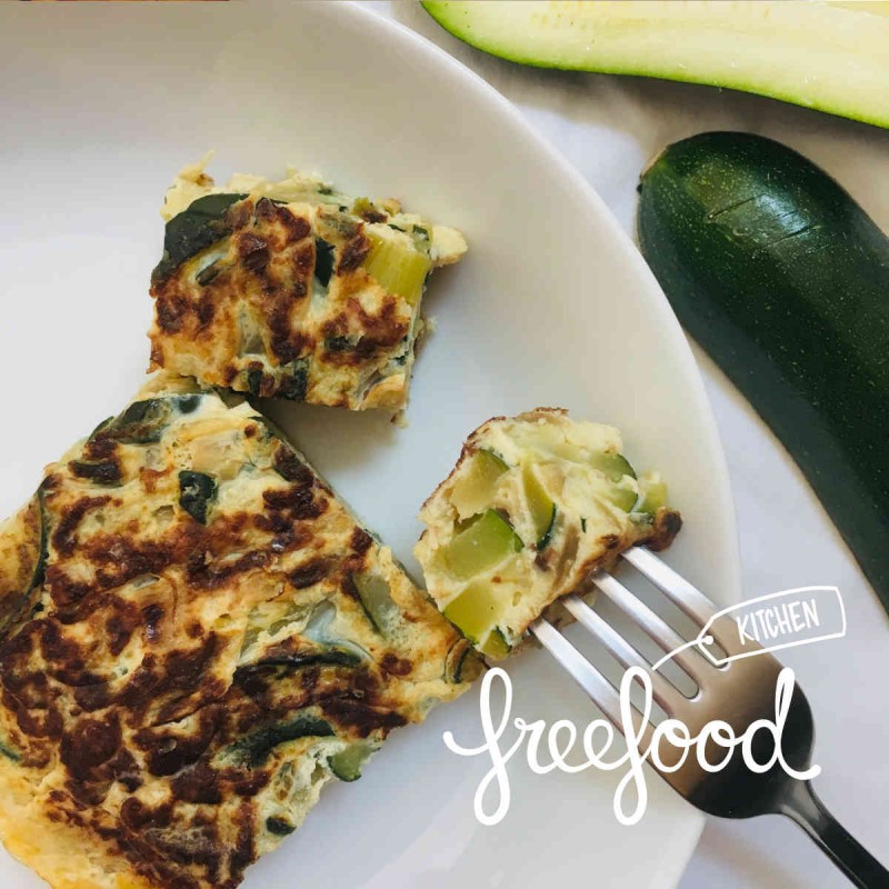 Tortilla de Calabacín con Verduras Asadas | Alta en Proteínas y Baja en Grasas
