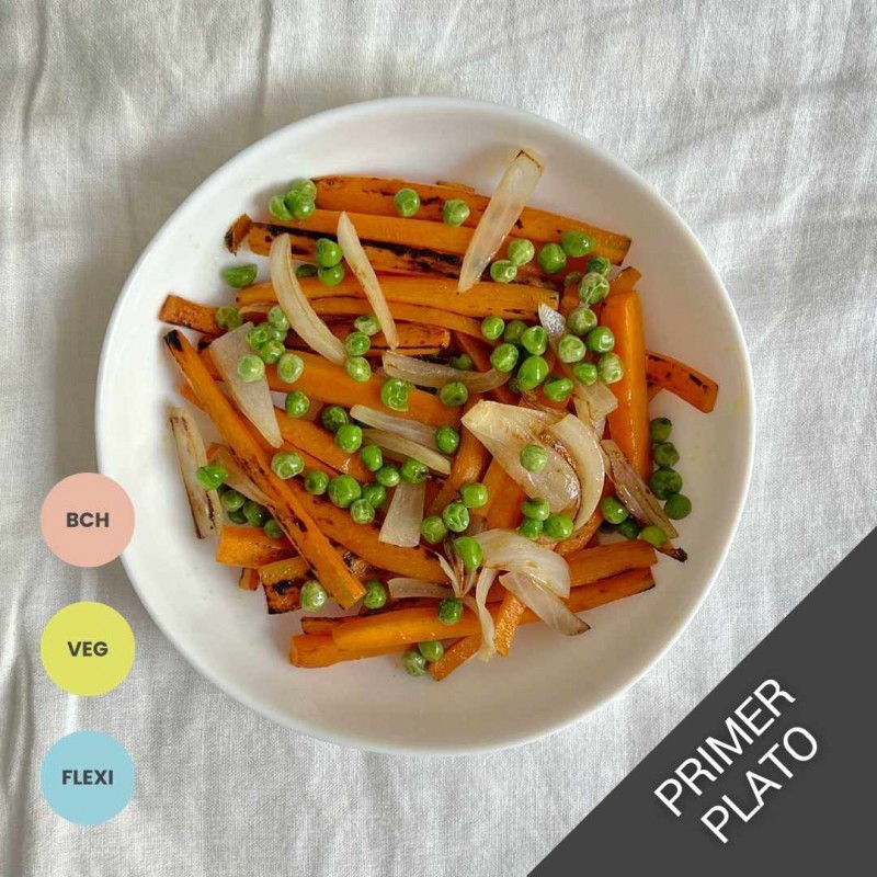 Guisantes con zanahoria y cebolla | Vegano